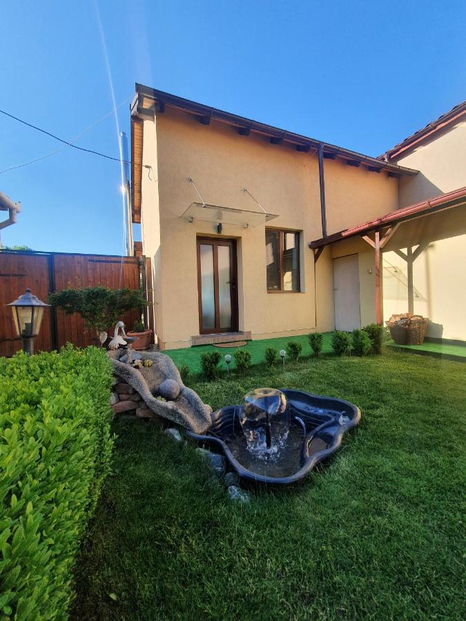 Casa De Vacanta Ayan Harman Exterior photo
