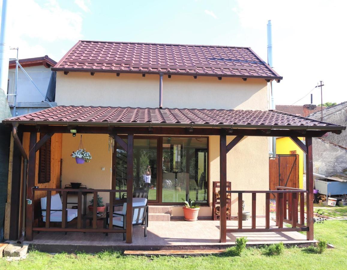 Casa De Vacanta Ayan Harman Exterior photo